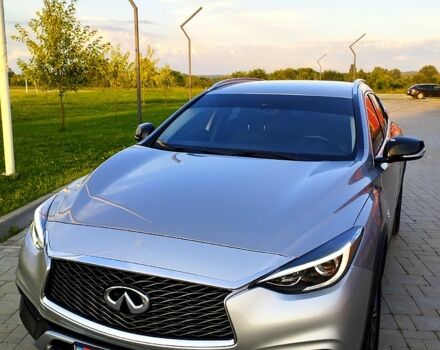 Инфинити QX30, объемом двигателя 2 л и пробегом 250 тыс. км за 13800 $, фото 1 на Automoto.ua
