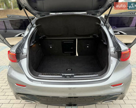 Серый Инфинити QX30, объемом двигателя 2 л и пробегом 118 тыс. км за 13900 $, фото 19 на Automoto.ua