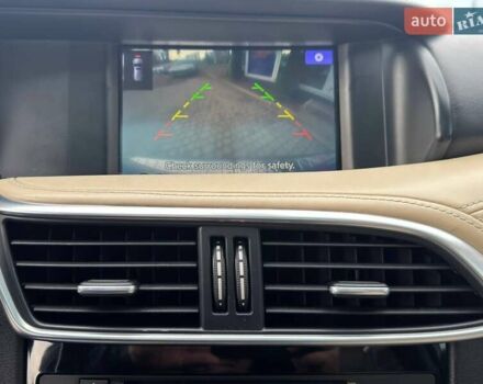 Серый Инфинити QX30, объемом двигателя 1.99 л и пробегом 142 тыс. км за 14700 $, фото 16 на Automoto.ua