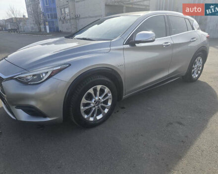 Серый Инфинити QX30, объемом двигателя 1.99 л и пробегом 115 тыс. км за 15500 $, фото 1 на Automoto.ua