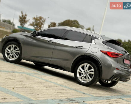 Серый Инфинити QX30, объемом двигателя 2 л и пробегом 118 тыс. км за 13900 $, фото 15 на Automoto.ua