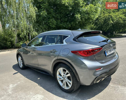 Серый Инфинити QX30, объемом двигателя 1.99 л и пробегом 152 тыс. км за 15600 $, фото 3 на Automoto.ua