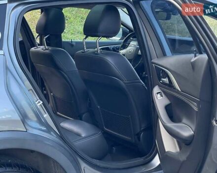 Серый Инфинити QX30, объемом двигателя 1.99 л и пробегом 120 тыс. км за 16400 $, фото 18 на Automoto.ua