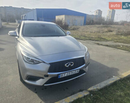 Серый Инфинити QX30, объемом двигателя 1.99 л и пробегом 115 тыс. км за 15500 $, фото 4 на Automoto.ua