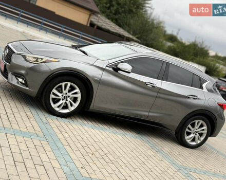 Серый Инфинити QX30, объемом двигателя 2 л и пробегом 118 тыс. км за 13900 $, фото 11 на Automoto.ua