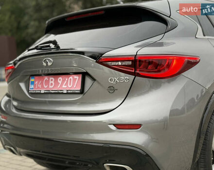 Серый Инфинити QX30, объемом двигателя 2 л и пробегом 118 тыс. км за 13900 $, фото 14 на Automoto.ua