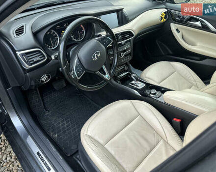 Сірий Інфініті QX30, об'ємом двигуна 2 л та пробігом 141 тис. км за 14500 $, фото 17 на Automoto.ua