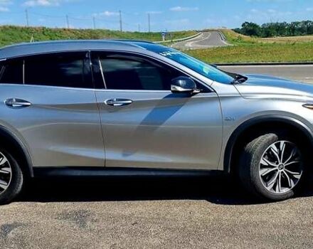 Сірий Інфініті QX30, об'ємом двигуна 2 л та пробігом 143 тис. км за 22000 $, фото 4 на Automoto.ua