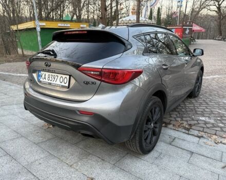 Серый Инфинити QX30, объемом двигателя 2 л и пробегом 230 тыс. км за 12000 $, фото 7 на Automoto.ua