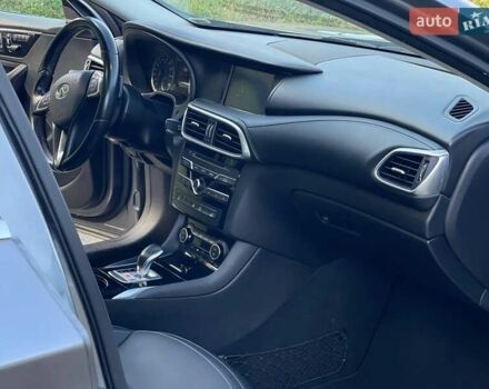 Серый Инфинити QX30, объемом двигателя 1.99 л и пробегом 120 тыс. км за 16400 $, фото 15 на Automoto.ua