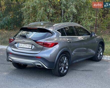 Серый Инфинити QX30, объемом двигателя 1.99 л и пробегом 120 тыс. км за 16400 $, фото 3 на Automoto.ua