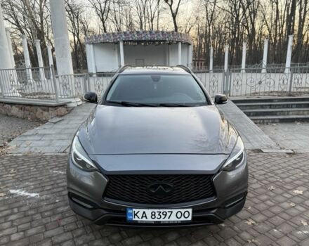 Серый Инфинити QX30, объемом двигателя 2 л и пробегом 230 тыс. км за 12000 $, фото 2 на Automoto.ua