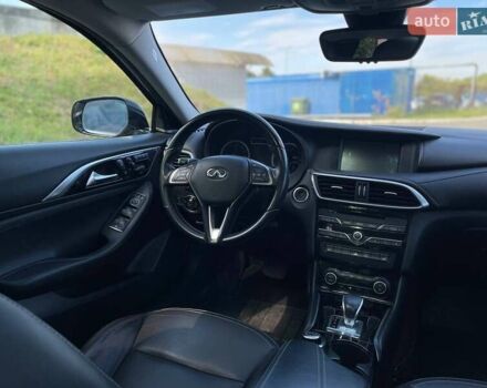 Серый Инфинити QX30, объемом двигателя 1.99 л и пробегом 120 тыс. км за 16400 $, фото 21 на Automoto.ua