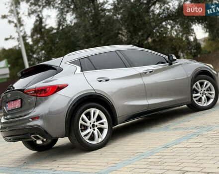 Серый Инфинити QX30, объемом двигателя 2 л и пробегом 118 тыс. км за 13900 $, фото 6 на Automoto.ua
