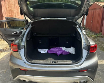 Серый Инфинити QX30, объемом двигателя 1.99 л и пробегом 46 тыс. км за 19600 $, фото 9 на Automoto.ua