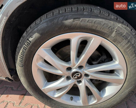 Сірий Інфініті QX30, об'ємом двигуна 2 л та пробігом 33 тис. км за 11990 $, фото 8 на Automoto.ua