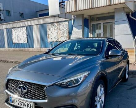 Серый Инфинити QX30, объемом двигателя 1.99 л и пробегом 127 тыс. км за 15300 $, фото 2 на Automoto.ua