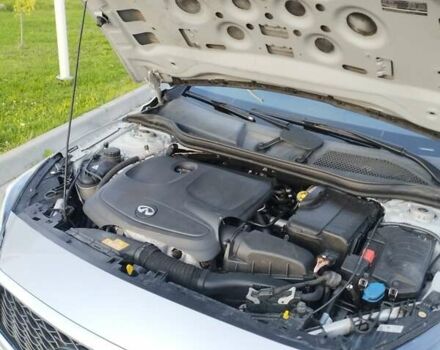 Сірий Інфініті QX30, об'ємом двигуна 1.99 л та пробігом 247 тис. км за 13900 $, фото 2 на Automoto.ua