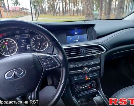 Серый Инфинити QX30, объемом двигателя 2 л и пробегом 71 тыс. км за 16399 $, фото 6 на Automoto.ua