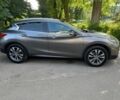 Серый Инфинити QX30, объемом двигателя 2 л и пробегом 156 тыс. км за 16990 $, фото 3 на Automoto.ua