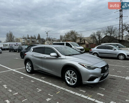 Серый Инфинити QX30, объемом двигателя 1.99 л и пробегом 121 тыс. км за 14500 $, фото 3 на Automoto.ua