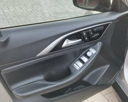 Сірий Інфініті QX30, об'ємом двигуна 1.99 л та пробігом 247 тис. км за 13900 $, фото 3 на Automoto.ua