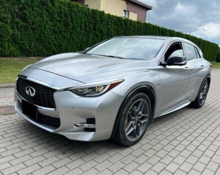 Серый Инфинити QX30, объемом двигателя 0 л и пробегом 69 тыс. км за 10400 $, фото 4 на Automoto.ua