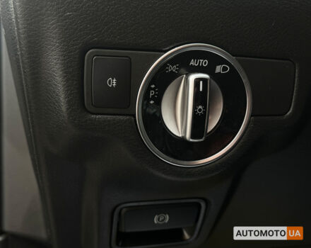 Сірий Інфініті QX30, об'ємом двигуна 2 л та пробігом 137 тис. км за 17290 $, фото 10 на Automoto.ua