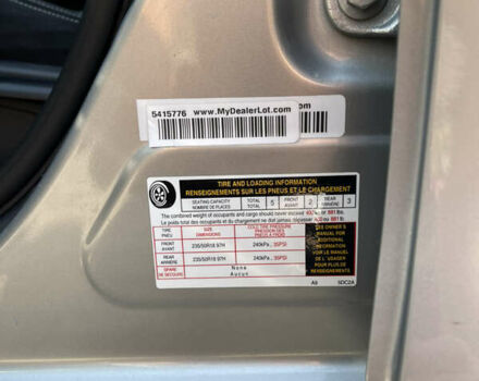 Серый Инфинити QX30, объемом двигателя 2 л и пробегом 100 тыс. км за 15000 $, фото 5 на Automoto.ua