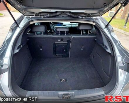 Серый Инфинити QX30, объемом двигателя 2 л и пробегом 71 тыс. км за 16399 $, фото 11 на Automoto.ua