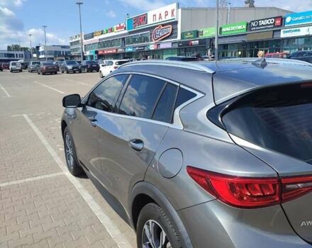 Серый Инфинити QX30, объемом двигателя 1.99 л и пробегом 49 тыс. км за 19500 $, фото 6 на Automoto.ua