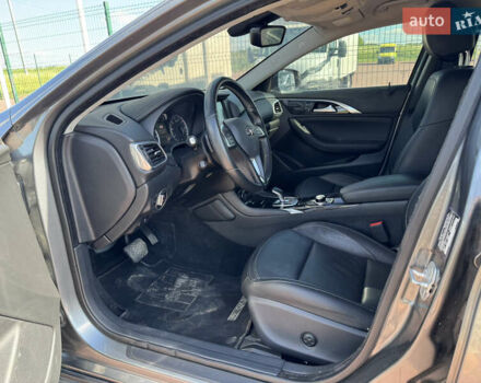 Сірий Інфініті QX30, об'ємом двигуна 2 л та пробігом 33 тис. км за 11990 $, фото 11 на Automoto.ua