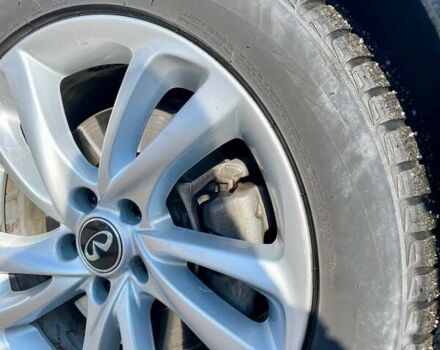 Серый Инфинити QX30, объемом двигателя 1.99 л и пробегом 127 тыс. км за 15300 $, фото 6 на Automoto.ua