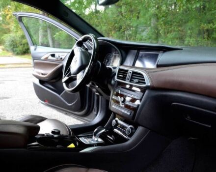 Сірий Інфініті QX30, об'ємом двигуна 2 л та пробігом 60 тис. км за 8800 $, фото 10 на Automoto.ua