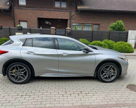 Серый Инфинити QX30, объемом двигателя 0 л и пробегом 69 тыс. км за 10400 $, фото 11 на Automoto.ua