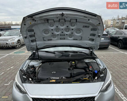 Серый Инфинити QX30, объемом двигателя 1.99 л и пробегом 121 тыс. км за 14500 $, фото 17 на Automoto.ua