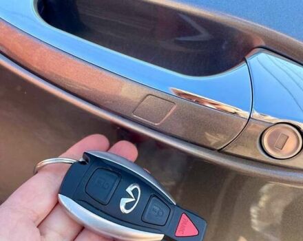 Серый Инфинити QX30, объемом двигателя 1.99 л и пробегом 127 тыс. км за 15300 $, фото 16 на Automoto.ua