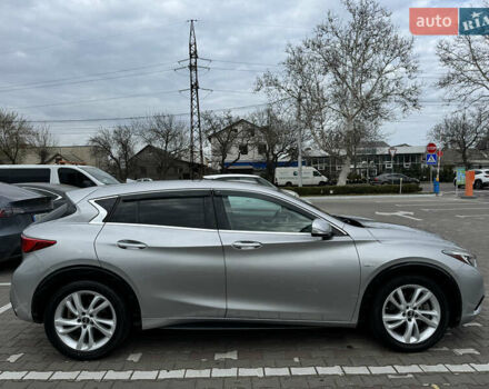 Серый Инфинити QX30, объемом двигателя 1.99 л и пробегом 121 тыс. км за 14500 $, фото 6 на Automoto.ua
