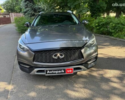 Серый Инфинити QX30, объемом двигателя 2 л и пробегом 156 тыс. км за 16990 $, фото 1 на Automoto.ua