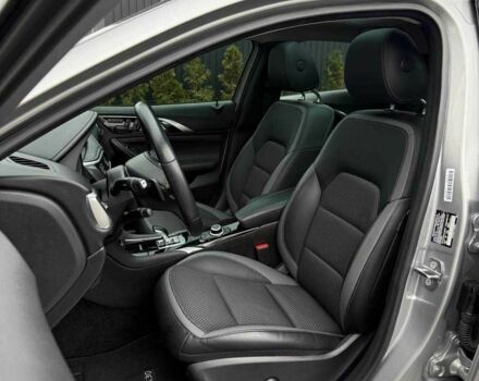 Сірий Інфініті QX30, об'ємом двигуна 2 л та пробігом 118 тис. км за 17700 $, фото 17 на Automoto.ua