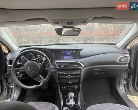 Сірий Інфініті QX30, об'ємом двигуна 1.99 л та пробігом 110 тис. км за 20000 $, фото 18 на Automoto.ua