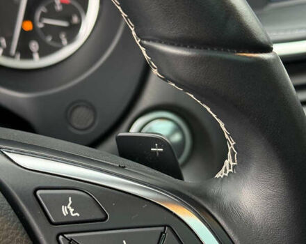 Сірий Інфініті QX30, об'ємом двигуна 2 л та пробігом 118 тис. км за 17700 $, фото 24 на Automoto.ua