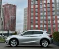 Сірий Інфініті QX30, об'ємом двигуна 2 л та пробігом 118 тис. км за 17700 $, фото 4 на Automoto.ua