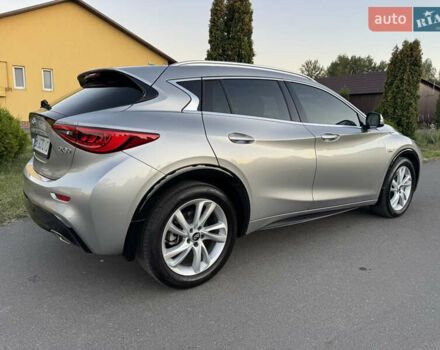 Серый Инфинити QX30, объемом двигателя 2 л и пробегом 118 тыс. км за 17400 $, фото 10 на Automoto.ua