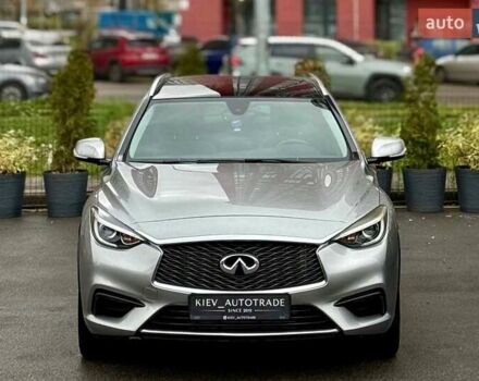 Сірий Інфініті QX30, об'ємом двигуна 2 л та пробігом 118 тис. км за 17700 $, фото 3 на Automoto.ua