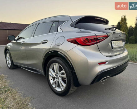 Серый Инфинити QX30, объемом двигателя 2 л и пробегом 118 тыс. км за 17400 $, фото 8 на Automoto.ua