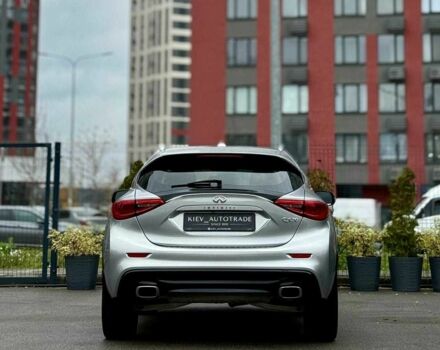 Сірий Інфініті QX30, об'ємом двигуна 2 л та пробігом 118 тис. км за 17700 $, фото 1 на Automoto.ua