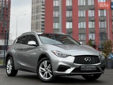 Сірий Інфініті QX30, об'ємом двигуна 2 л та пробігом 118 тис. км за 17700 $, фото 1 на Automoto.ua