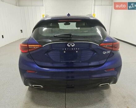 Синий Инфинити QX30, объемом двигателя 2 л и пробегом 160 тыс. км за 2900 $, фото 5 на Automoto.ua