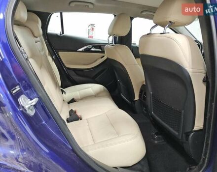 Синий Инфинити QX30, объемом двигателя 2 л и пробегом 160 тыс. км за 2900 $, фото 9 на Automoto.ua